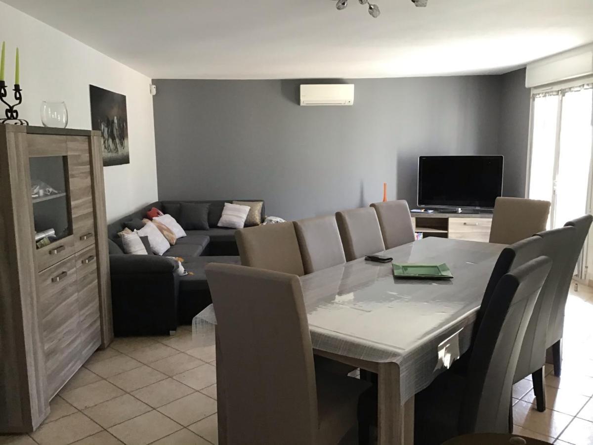 Gite Les Oliviers 10 Pers Piscine Au Calme 4 Etoiles Saint-Laurent-la-Vernede Exterior foto