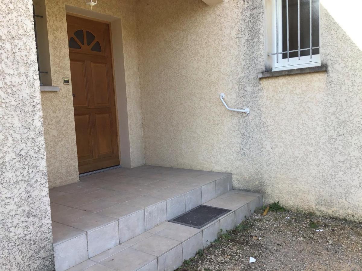Gite Les Oliviers 10 Pers Piscine Au Calme 4 Etoiles Saint-Laurent-la-Vernede Exterior foto