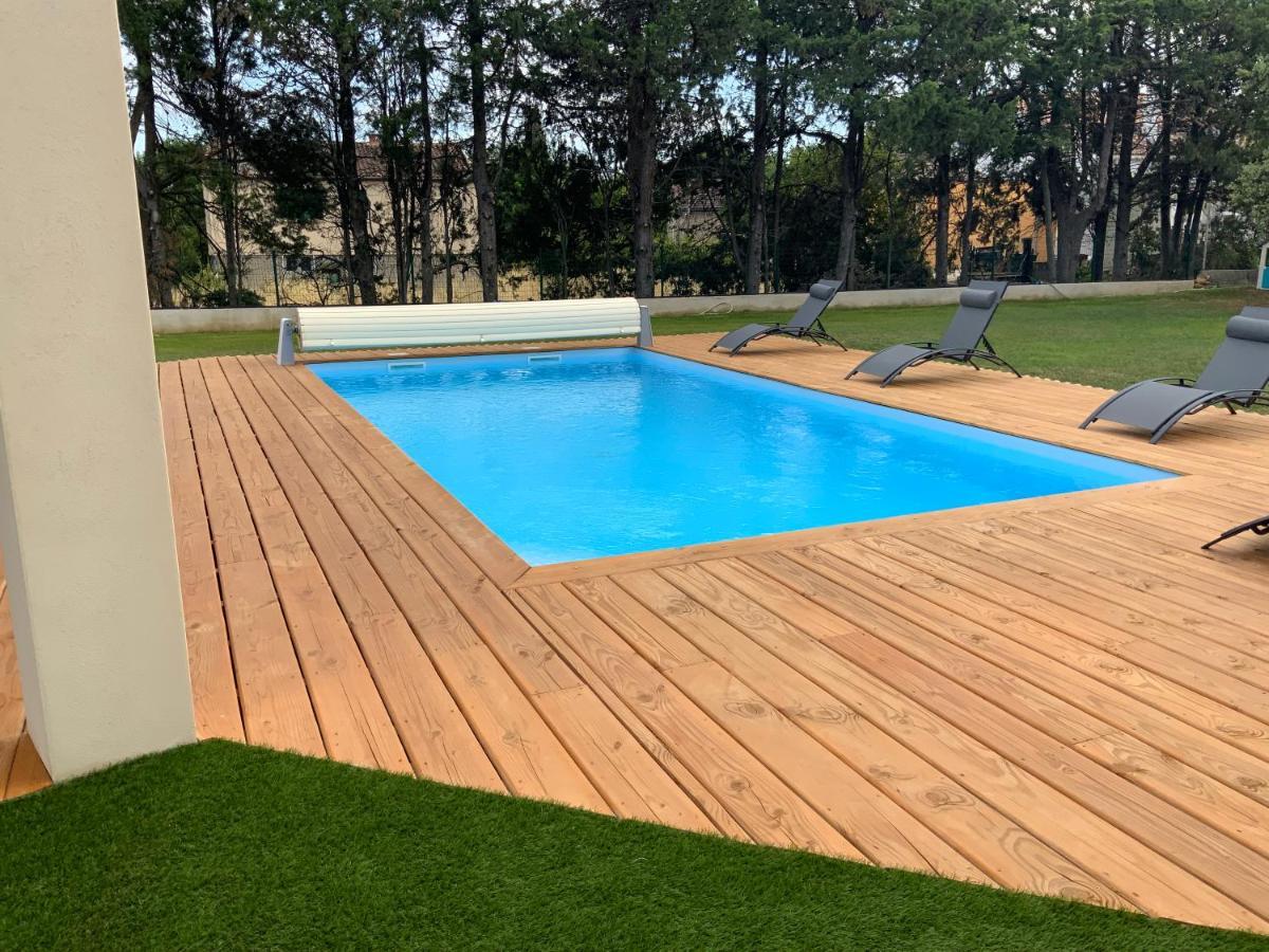 Gite Les Oliviers 10 Pers Piscine Au Calme 4 Etoiles Saint-Laurent-la-Vernede Exterior foto